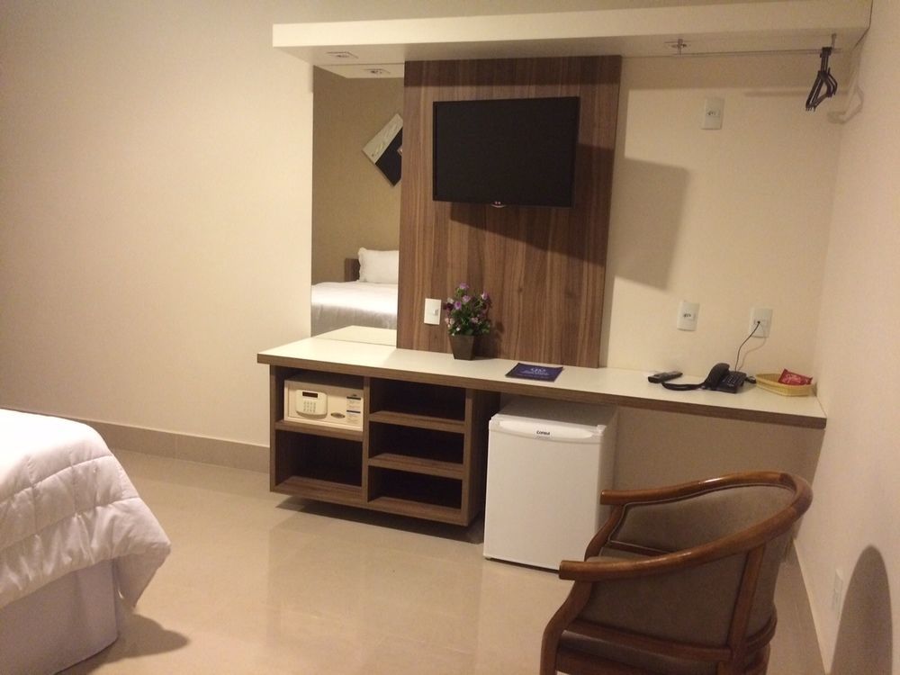 Business Park Hotel Hortolândia Екстериор снимка